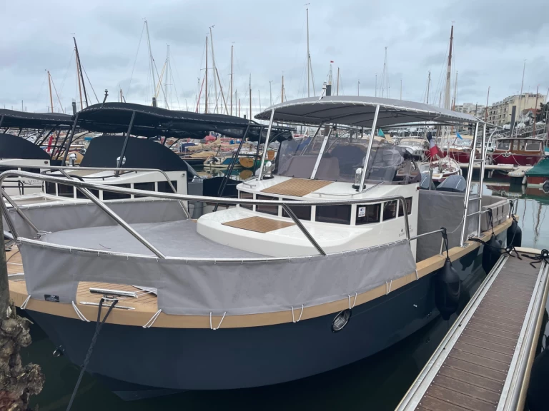 Beacher Beacher V10.2 Croisière mieten Port d'Arcachon