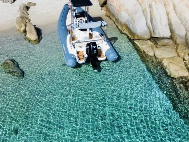 Schlauchboot mieten in Palau zum besten Preis