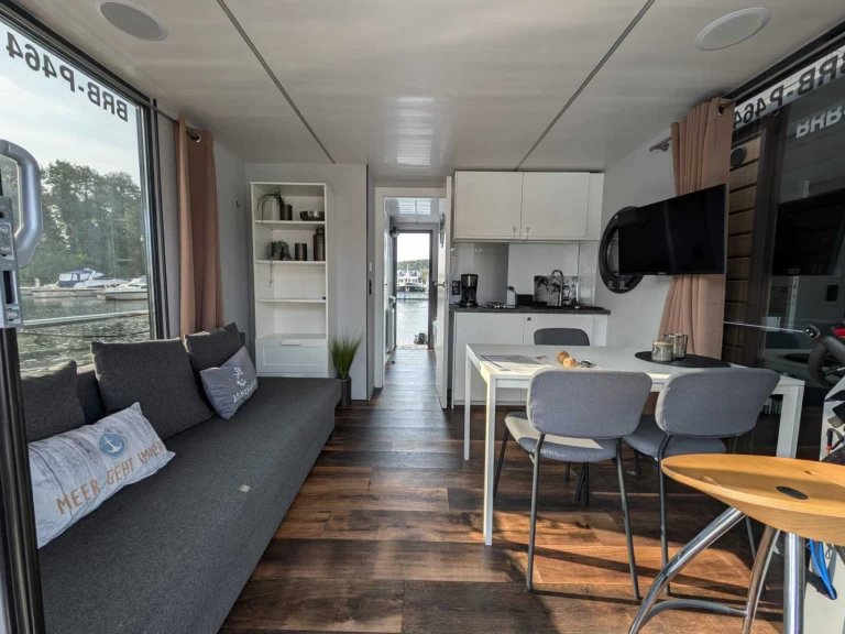 YachtCharter in Lübz - A Apartboot M auf SamBoat