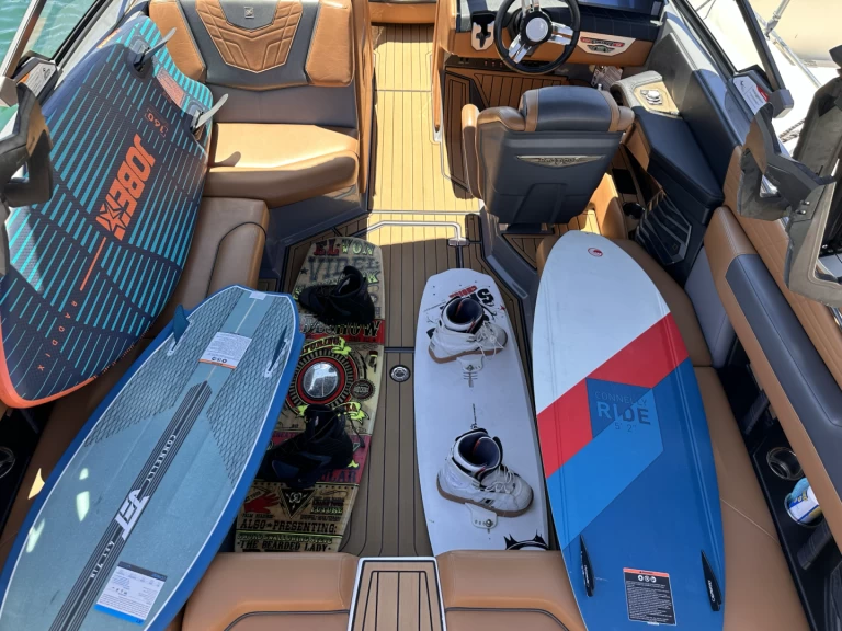 Vermietung Motorboot Air mit Führerschein