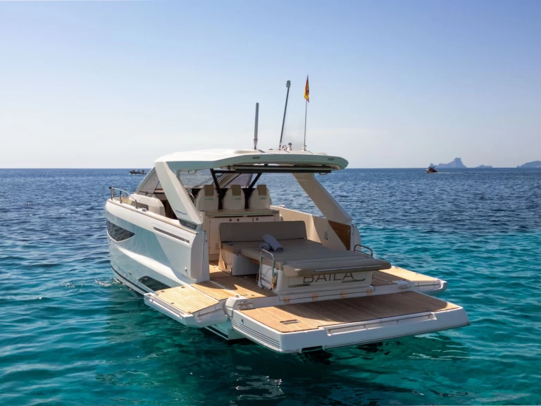 Jeanneau DB 37 mieten Ibiza Town