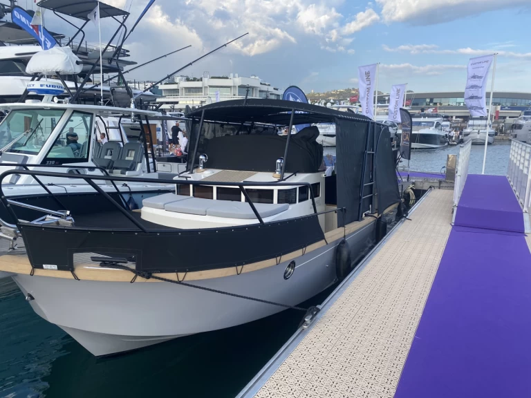 Beacher Beacher V10.2 Croisière mieten Port d'Arcachon