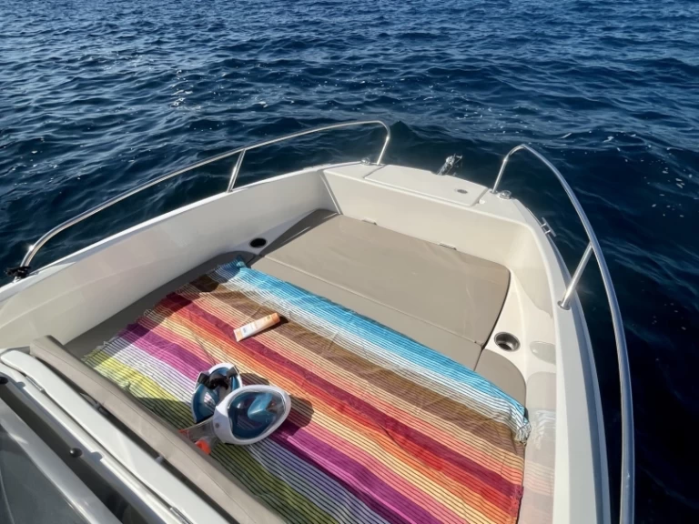 YachtCharter in Roses - Quicksilver Activ 605 Open auf SamBoat