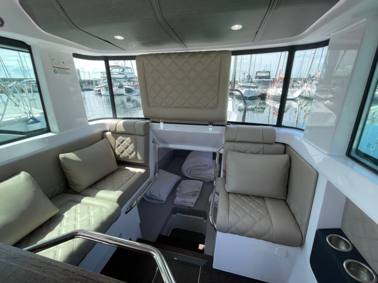 Boot mieten La Trinité-sur-Mer günstig Axopar 37 XC Cross Cabin