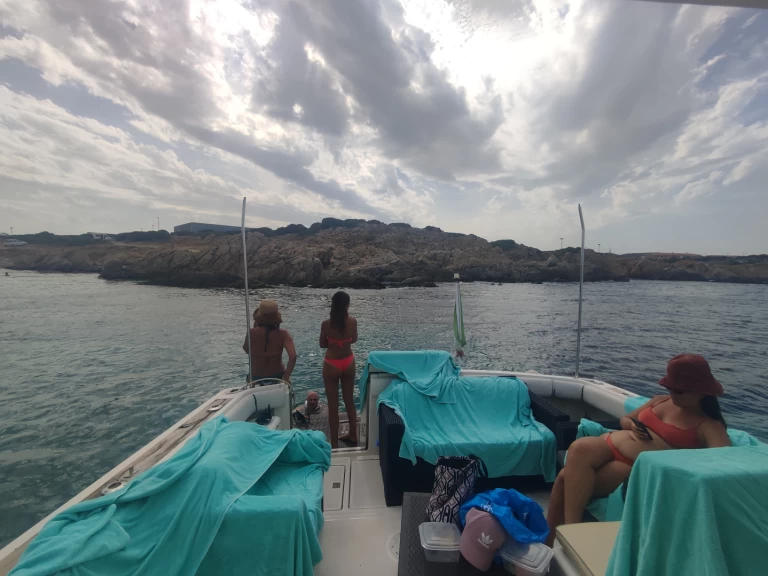 Motorboot mit oder ohne Skipper Tiara mieten in Porto Rotondo