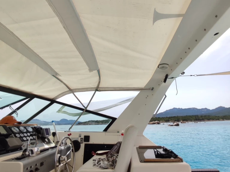 Vermietung Motorboot Tiara mit Führerschein