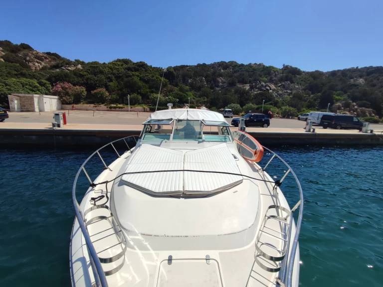 Tiara Open 37 mieten Porto Rotondo