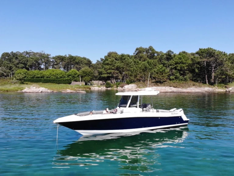 Motorboot mit oder ohne Skipper Rodman mieten in Sanxenxo