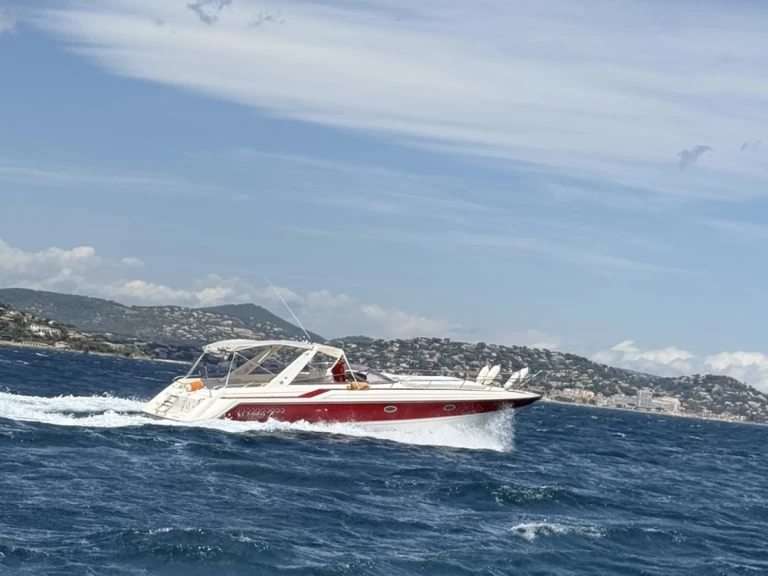 Motorboot mit oder ohne Skipper Sunseeker mieten in Saint-Tropez