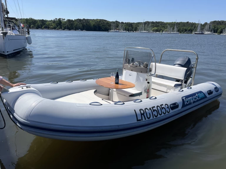 Bootsverleih Capelli Tempest 500 Arzal Samboat