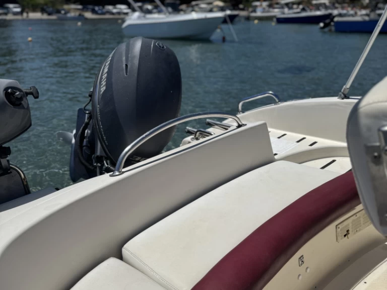 Ein Ranieri Azzura mieten in Zakynthos