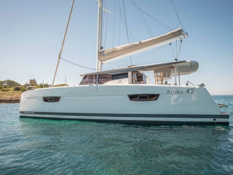 Vermietung Katamaran Fountaine Pajot mit Führerschein