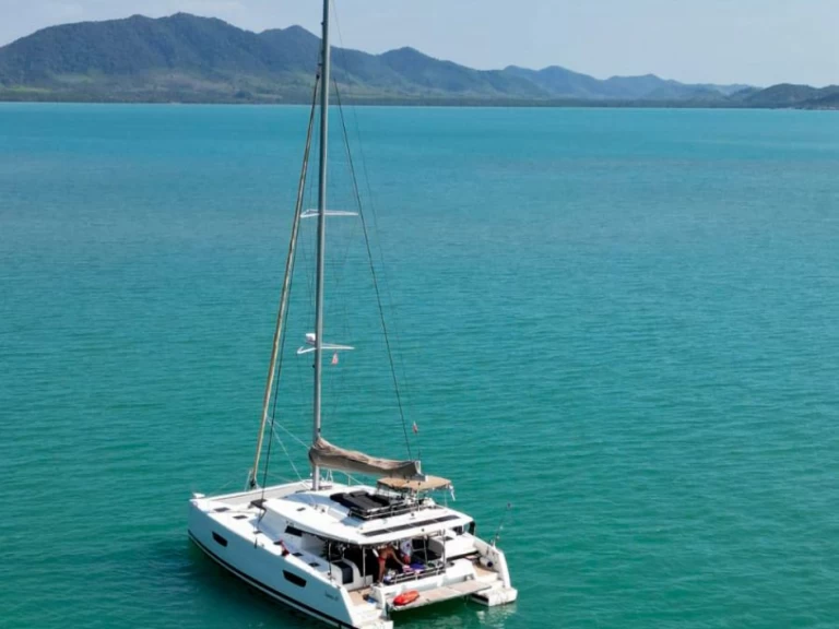 Katamaran mit oder ohne Skipper Fountaine Pajot mieten in Ao Po