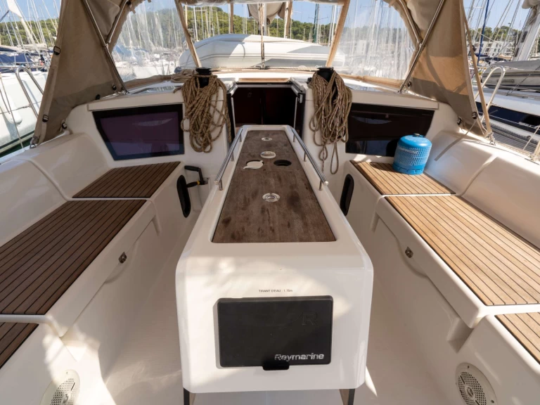 YachtCharter in Saint-Mandrier-sur-Mer - Dufour Dufour 430 Grand Large auf SamBoat