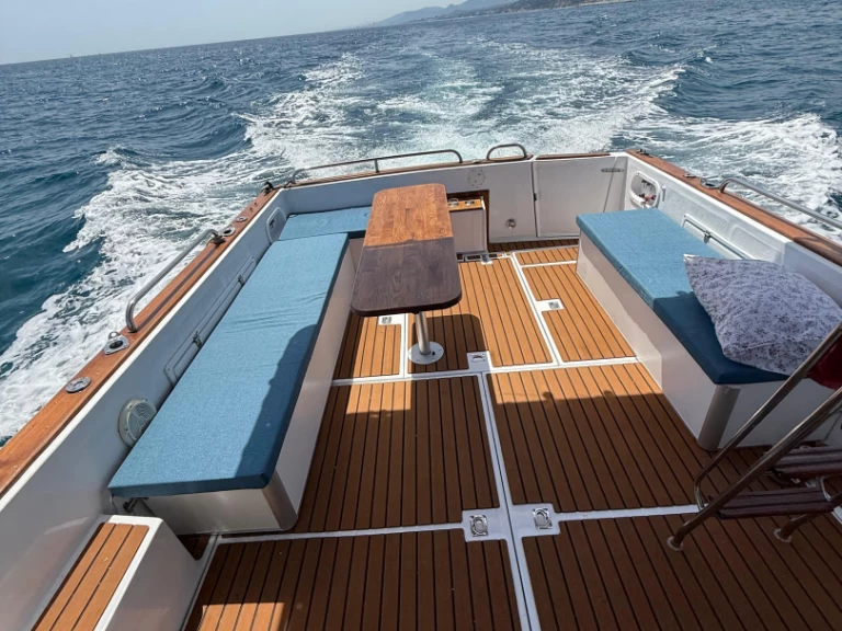 Bootsverleih Fibresport 980 Badalona Samboat