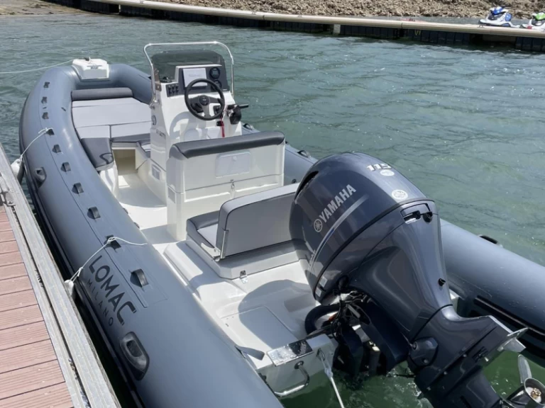 Schlauchboot mieten in La Trinité-sur-Mer zum besten Preis