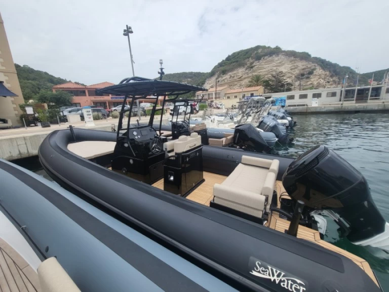 YachtCharter in Bonifacio - Sea Water Sea Water Phantom 260 auf SamBoat