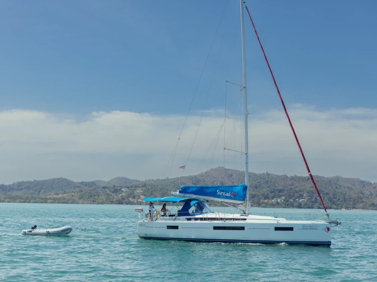 Segelboot mit oder ohne Skipper Jeanneau mieten in Marigot