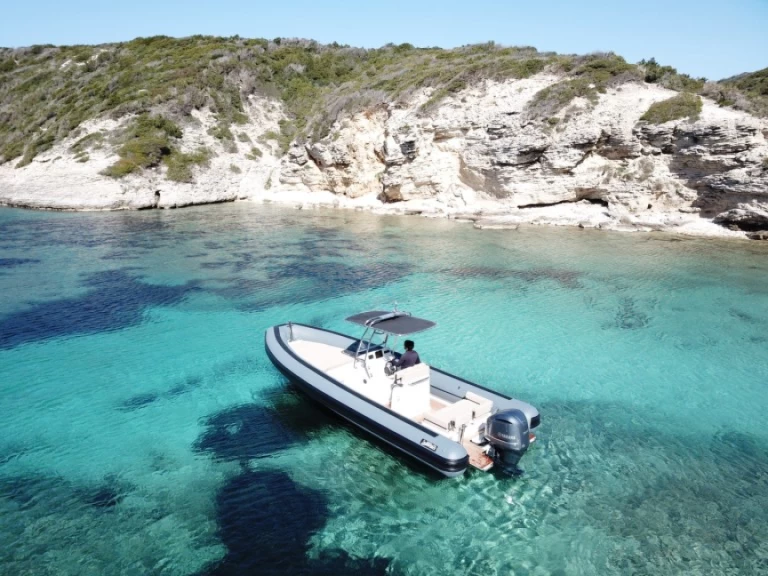 YachtCharter in Bonifacio - Sea Water Phantom 260 auf SamBoat