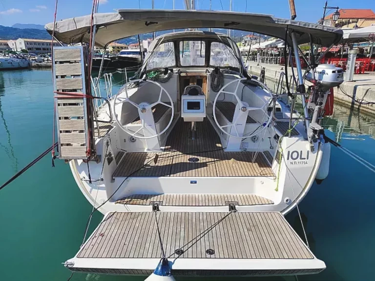 Bootsverleih Bavaria Bavaria 41 Cruiser Lefkáda Samboat