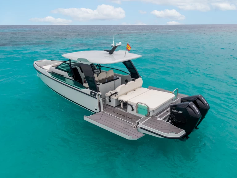 Ein Saxdor Saxdor 320 GTO mieten in Ibiza Town