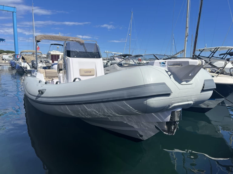 Selva Selva D700 mieten Les Issambres