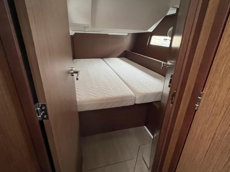 Boot mieten Furnari günstig Oceanis 46.1