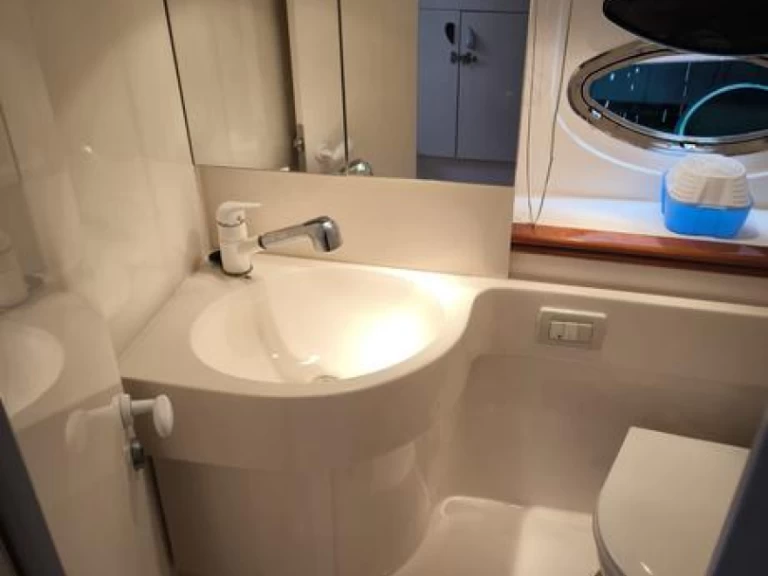 Ein Pershing Pershing 37 mieten in Ibiza Town