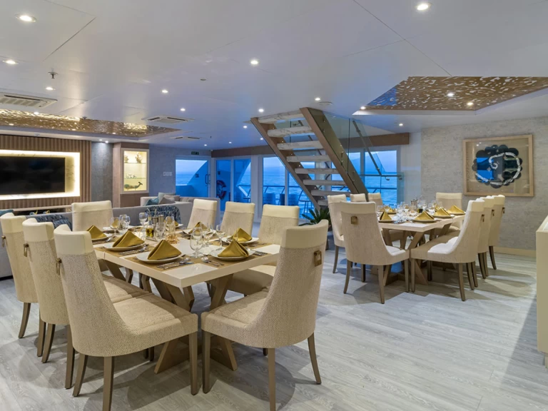 YachtCharter in Puerto Baquerizo Moreno -  Power Cat - Elite auf SamBoat