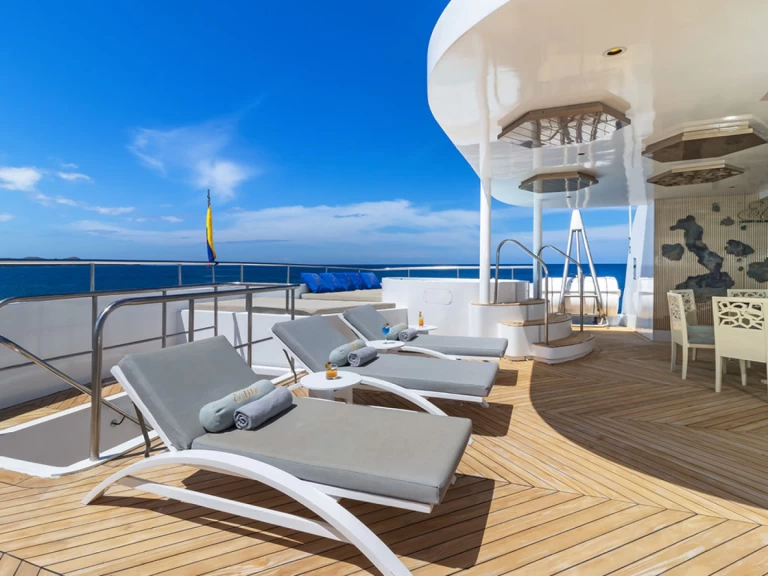 Boot mieten Baltra Island günstig Power Cat - Elite