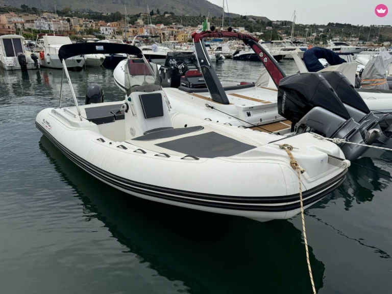Schlauchboot mieten in Palermo zum besten Preis