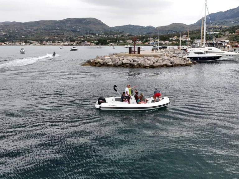Schlauchboot mieten in Palermo - Almarine MaxiRib 5.85