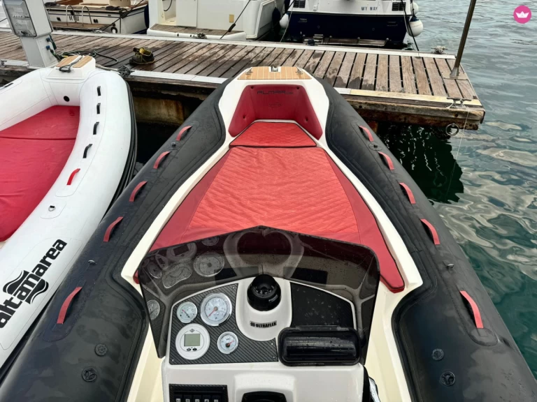 Ein Almarine MaxiRib 5.85 mieten in Palermo