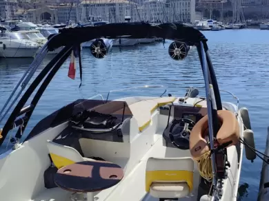 Vermietung Motorboot Bénéteau mit Führerschein