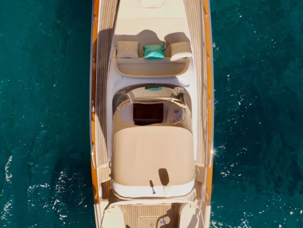 Boot mieten Sorrent günstig Libeccio 850 Sport