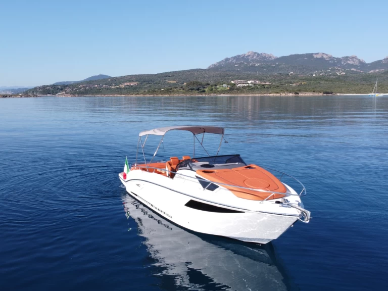 Motorboot mieten in Porto Cervo zum besten Preis