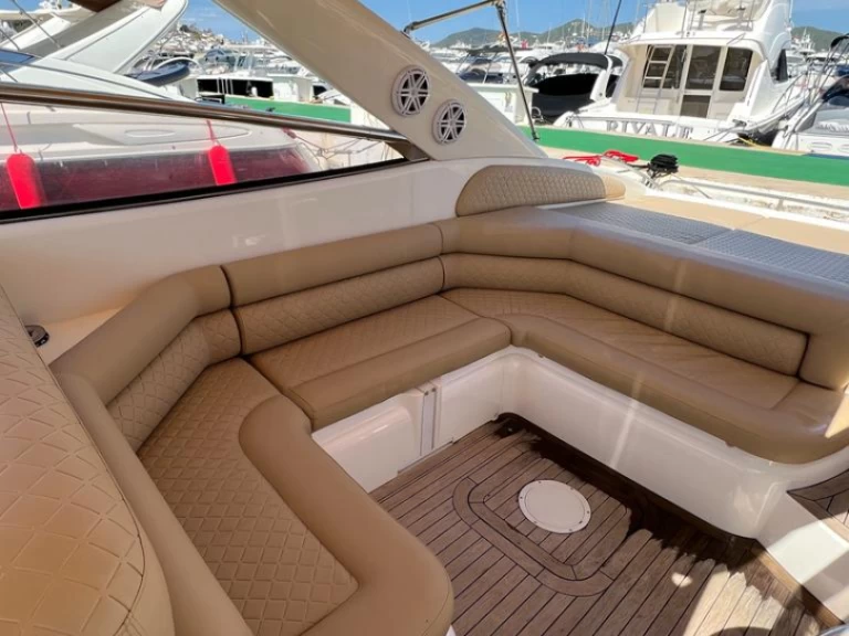 Ein Sunseeker Superhawk 48 mieten in Ibiza Town