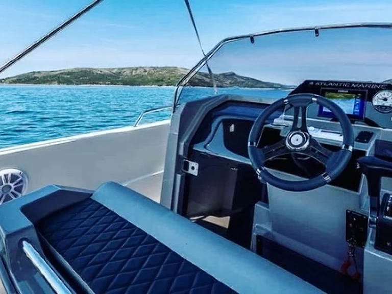 Vermietung Motorboot Atlantic mit Führerschein