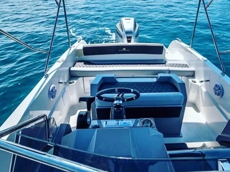 Motorboot mieten in Trogir zum besten Preis