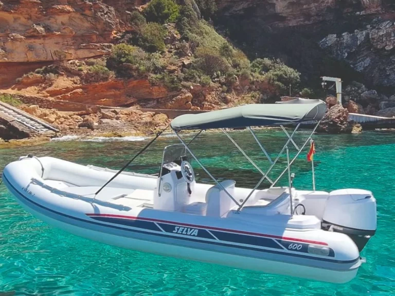 Motorboot mit oder ohne Skipper Selva mieten in Sant Antoni de Portmany