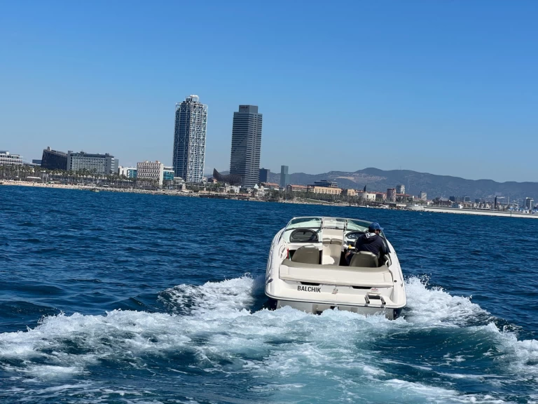 Motorboot mit oder ohne Skipper Sea Ray mieten in Barcelona