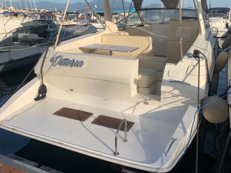 Ein Airon Dart 36 mieten in Porto Badino