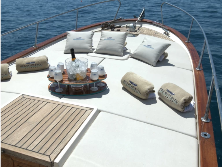 Motorboot mieten in Positano zum besten Preis