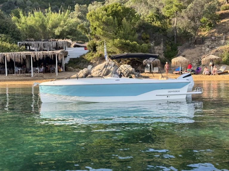Vermietung Motorboot Karel odussea mit Führerschein