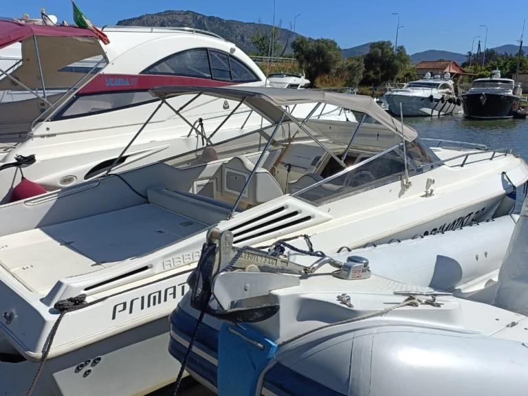 Motorboot mieten in Porto Badino zum besten Preis