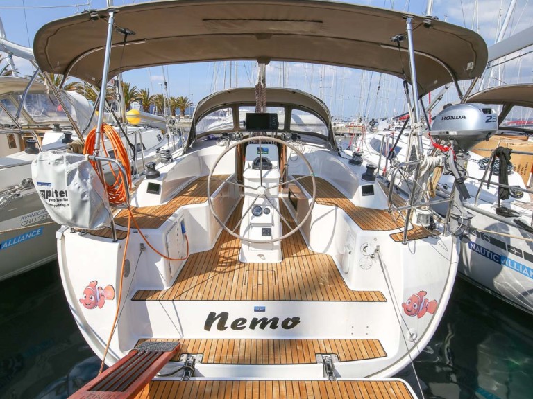 Segelboot mieten in Jezera zum besten Preis