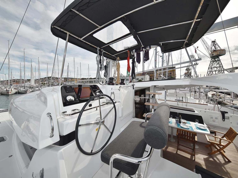 YachtCharter in Trogir - Lagoon Lagoon 42 auf SamBoat