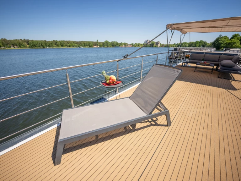 Hausboot mit oder ohne Skipper WOMA mieten in Fürstenberg/Havel