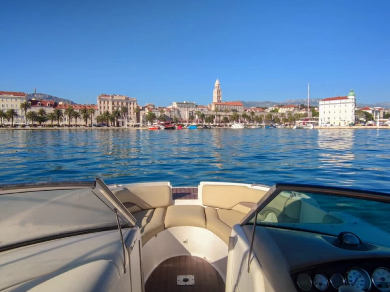 Vermietung Motorboot Chaparral mit Führerschein