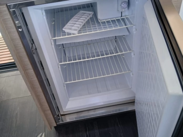 Katamaran mieten in Lavrion - Fountaine Pajot Elba 45